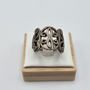 VINTAGE Silver Tone Ornate Filigree Ring 7.75